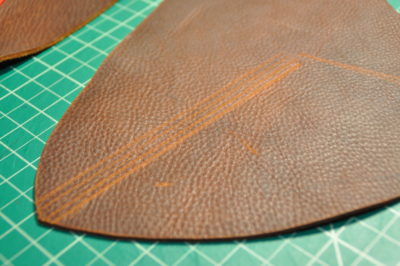 parallel incised lines on vamp